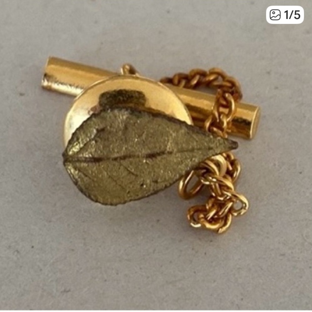 VINTAGE ASPEN LEAF TIE PIN
